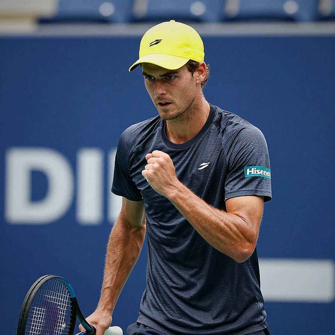 Thigh Injury, Race Math: Swiatek's Ningbo Withdrawal Is Not Just a Pullout, It's a Season Audit Thigh Injury, Race Math: Swiatek's Ningbo Withdrawal Is Not Just a Pullout, It's a Season Audit